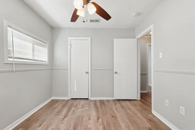 110 N Redford Lane, White Settlement, TX 76108