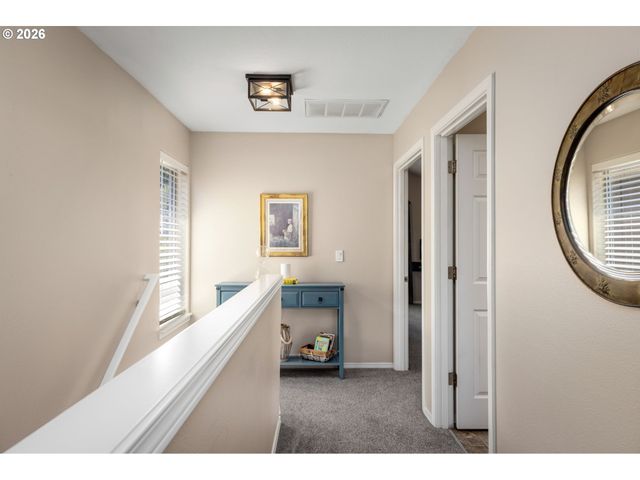 3504 Se PINEWOOD Ave, Hillsboro, OR 97123