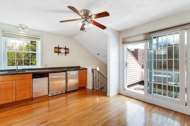 584 Revere St 8, Revere, MA 02151
