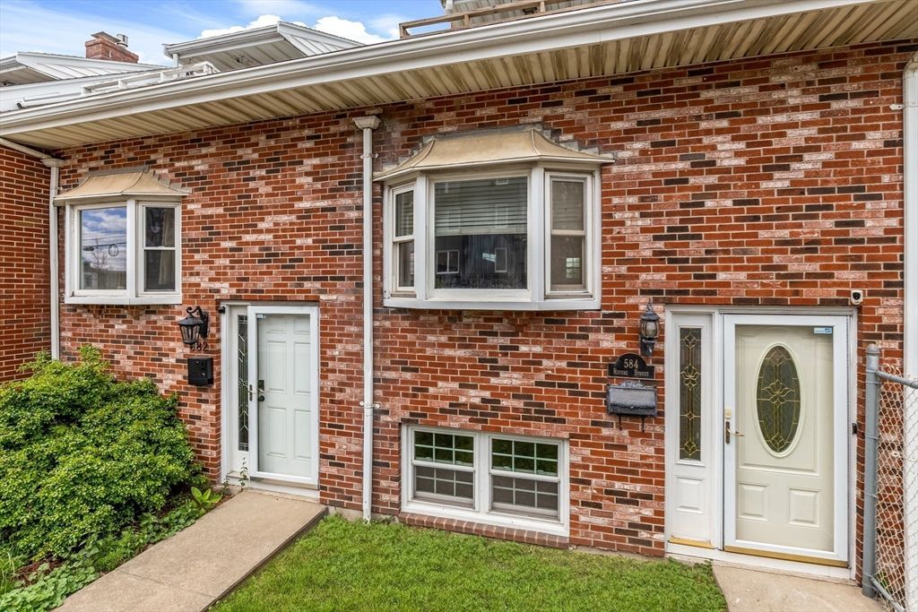 584 Revere St 8, Revere, MA 02151