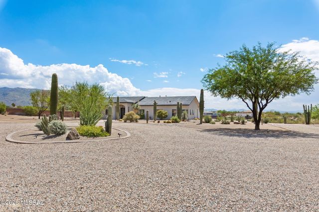 10530 E Escalante Road, Tucson, AZ 85730