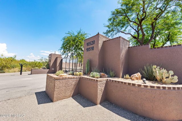 10530 E Escalante Road, Tucson, AZ 85730