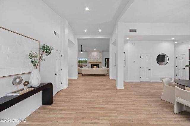 10530 E Escalante Road, Tucson, AZ 85730