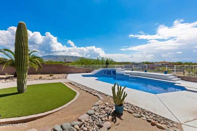 10530 E Escalante Road, Tucson, AZ 85730