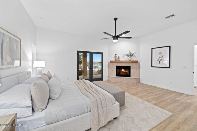 10530 E Escalante Road, Tucson, AZ 85730