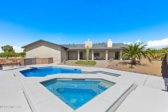 10530 E Escalante Road, Tucson, AZ 85730