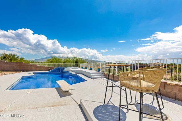 10530 E Escalante Road, Tucson, AZ 85730