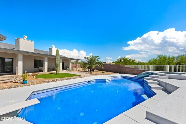 10530 E Escalante Road, Tucson, AZ 85730