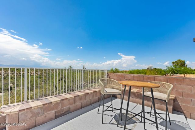 10530 E Escalante Road, Tucson, AZ 85730