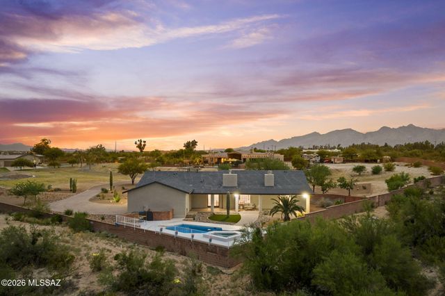 10530 E Escalante Road, Tucson, AZ 85730