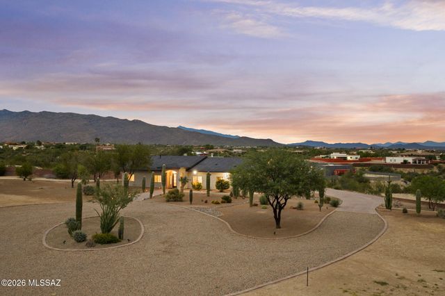 10530 E Escalante Road, Tucson, AZ 85730