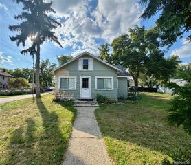 2903 Elba Avenue, Waterford, MI 48329