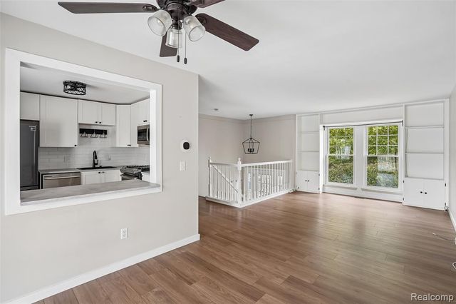 18923 Orleans Place, Woodhaven, MI 48183