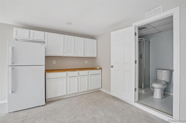 18923 Orleans Place, Woodhaven, MI 48183