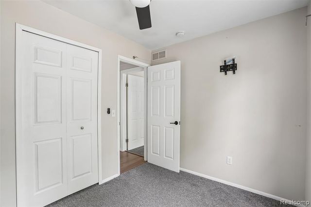 18923 Orleans Place, Woodhaven, MI 48183