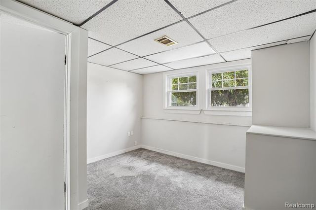18923 Orleans Place, Woodhaven, MI 48183