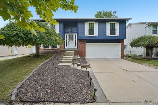 18923 Orleans Place, Woodhaven, MI 48183