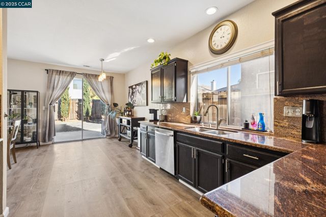 2084 Springbrook Ct, Oakley, CA 94561