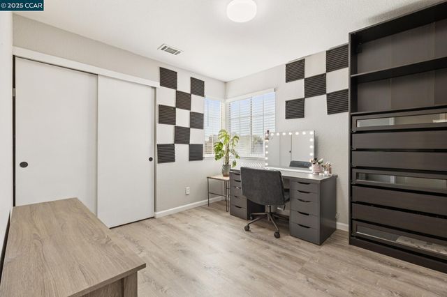 2084 Springbrook Ct, Oakley, CA 94561