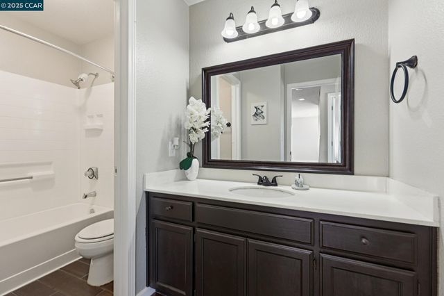 2084 Springbrook Ct, Oakley, CA 94561