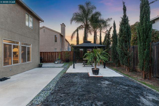 2084 Springbrook Ct, Oakley, CA 94561
