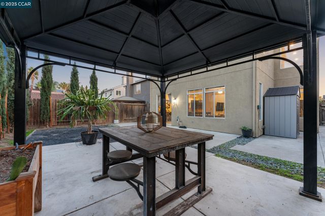 2084 Springbrook Ct, Oakley, CA 94561