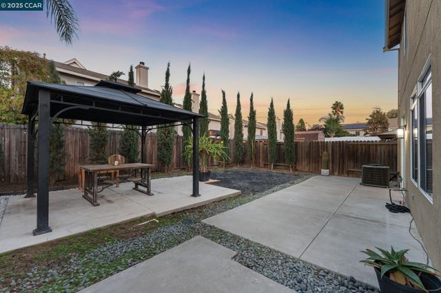 2084 Springbrook Ct, Oakley, CA 94561