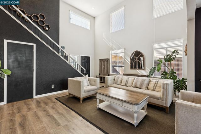 2084 Springbrook Ct, Oakley, CA 94561