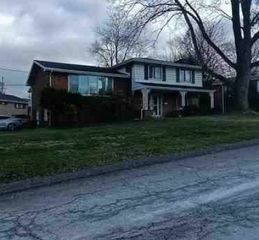 1342 Woodcliffe Dr, Monroeville, PA 15146