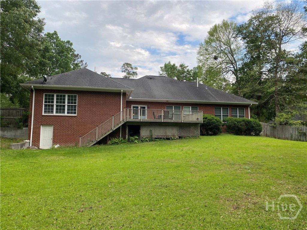Image 25 of property listing at 112 Lake Tomacheechee Drive, Rincon, GA 31326