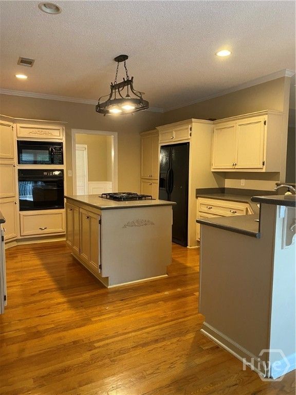 Image 9 of property listing at 112 Lake Tomacheechee Drive, Rincon, GA 31326