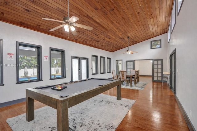 5380 SW 8th Ct, Plantation, FL 33317