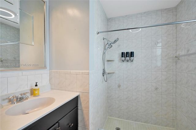 5380 SW 8th Ct, Plantation, FL 33317