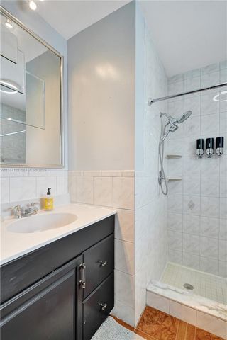 5380 SW 8th Ct, Plantation, FL 33317