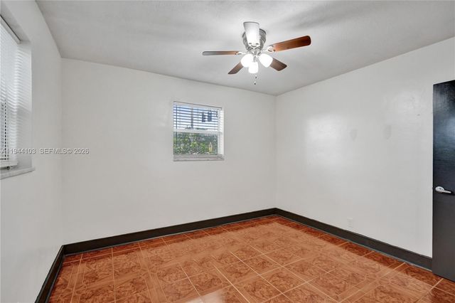 5380 SW 8th Ct, Plantation, FL 33317