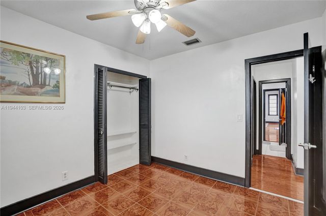 5380 SW 8th Ct, Plantation, FL 33317