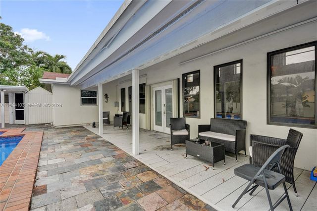 5380 SW 8th Ct, Plantation, FL 33317