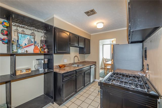 12900 Lake Avenue 2005, Lakewood, OH 44107