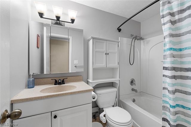 12900 Lake Avenue 2005, Lakewood, OH 44107