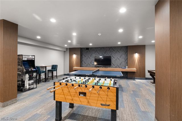 12900 Lake Avenue 2005, Lakewood, OH 44107