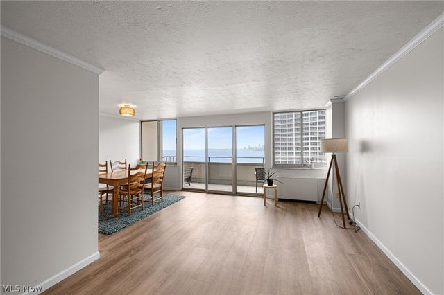 12900 Lake Avenue 2005, Lakewood, OH 44107