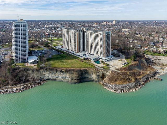 12900 Lake Avenue 2005, Lakewood, OH 44107