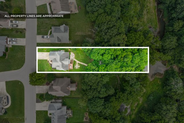 1211 Viewmont Dr, Clarksville, TN 37040