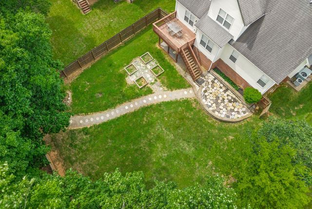 1211 Viewmont Dr, Clarksville, TN 37040