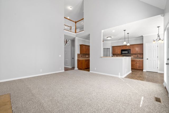 1211 Viewmont Dr, Clarksville, TN 37040