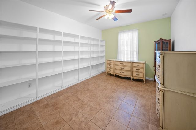 14226 County Road 434, Lindale, TX 75771