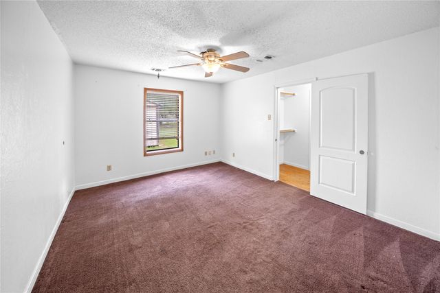 14226 County Road 434, Lindale, TX 75771