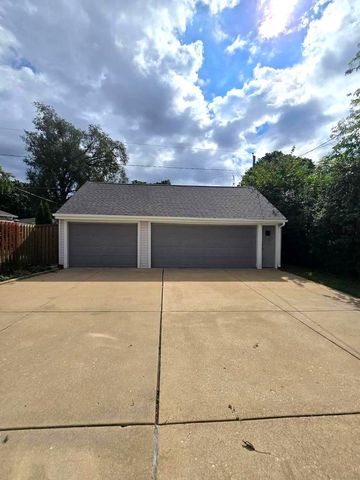 710 Catherine Street, Joliet, IL 60435