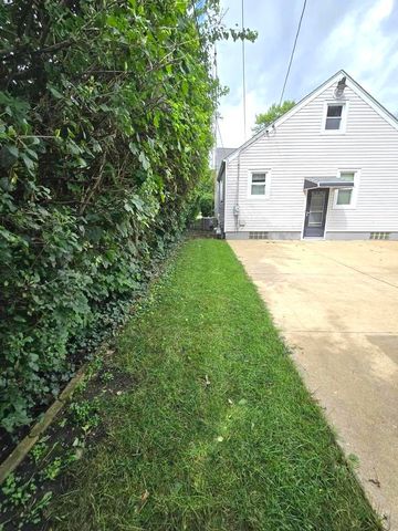 710 Catherine Street, Joliet, IL 60435