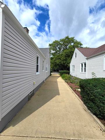710 Catherine Street, Joliet, IL 60435